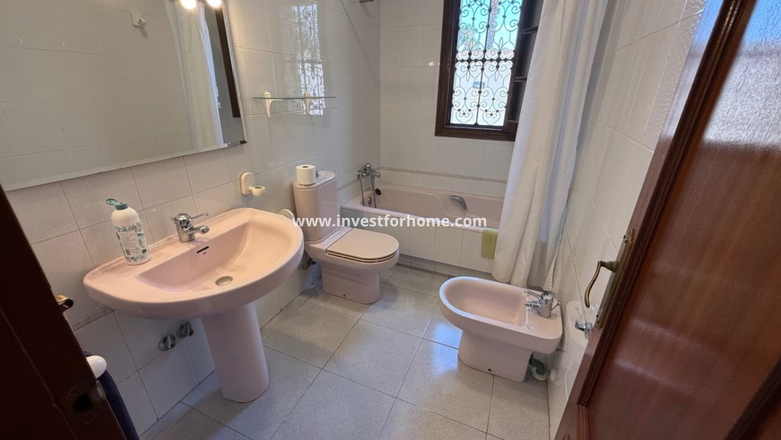 Försäljning - Villa - Orihuela Costa - Inland