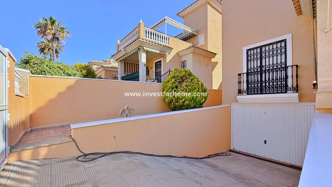 Försäljning - Villa - Orihuela Costa - Inland