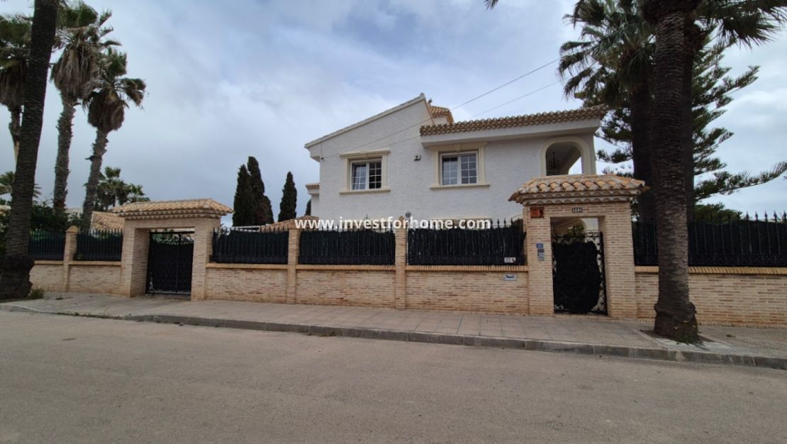 Försäljning - Villa - Orihuela Costa - Inland