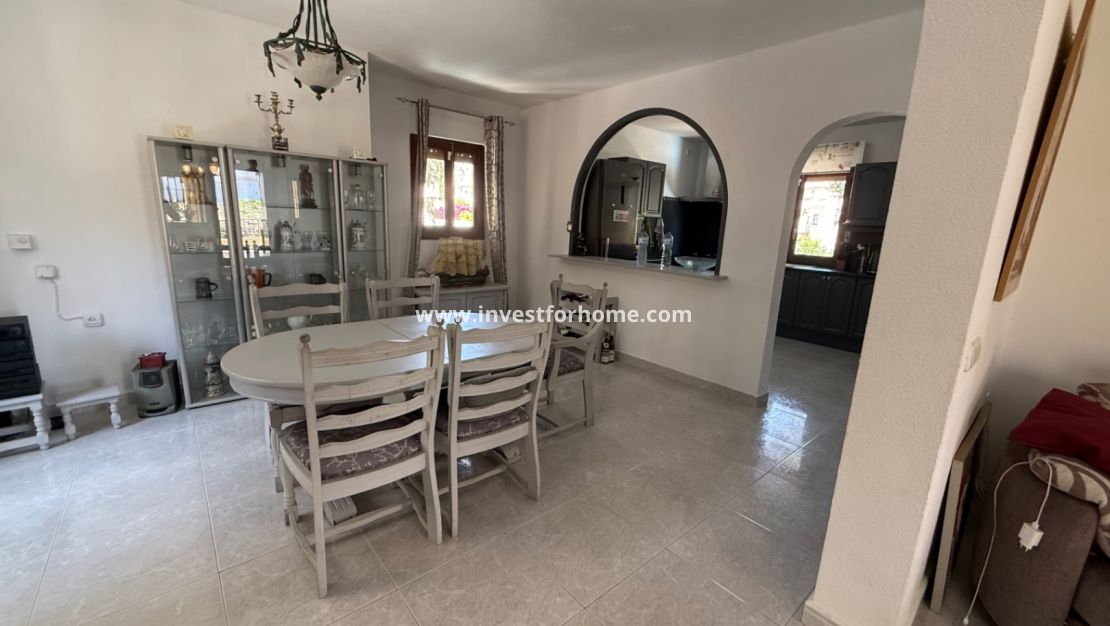 Försäljning - Villa - Orihuela Costa - Inland