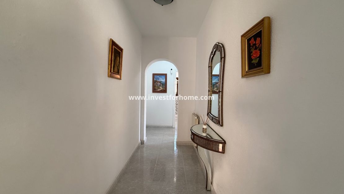 Försäljning - Villa - Orihuela Costa - Inland