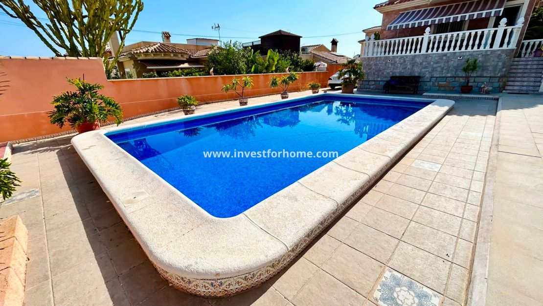 Försäljning - Villa - Orihuela Costa - Inland