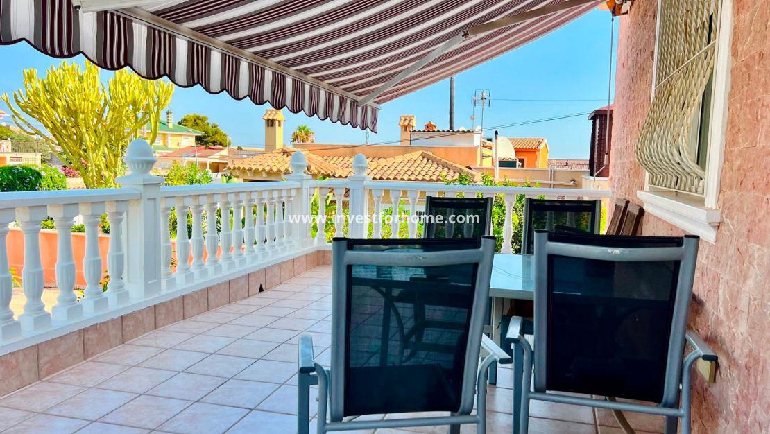 Försäljning - Villa - Orihuela Costa - Inland
