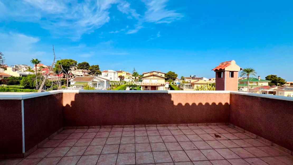 Försäljning - Villa - Orihuela Costa - Inland
