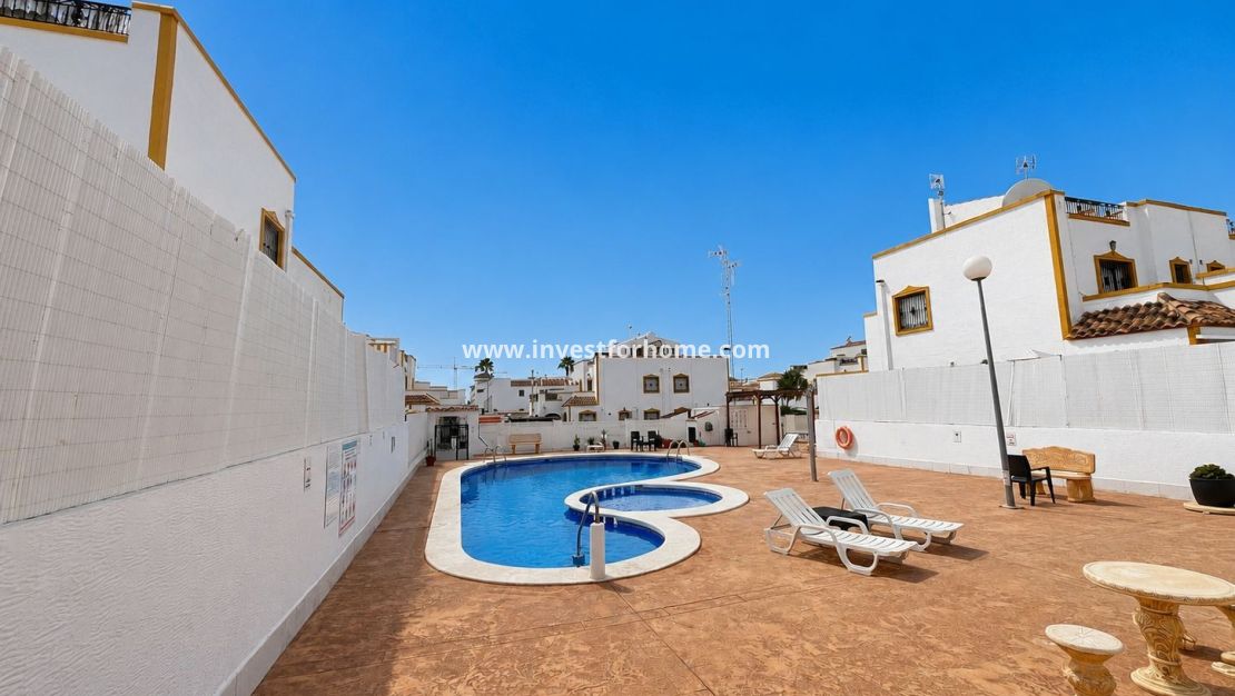 Försäljning - Villa - Orihuela Costa - Inland