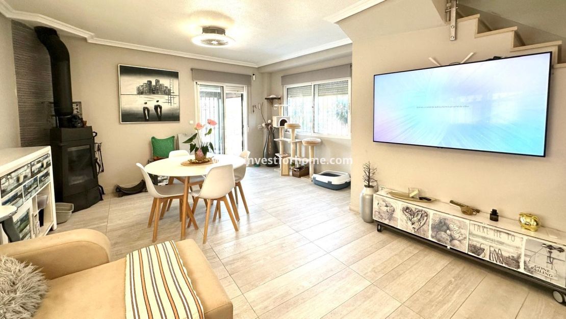 Försäljning - Villa - Orihuela Costa - La Regia