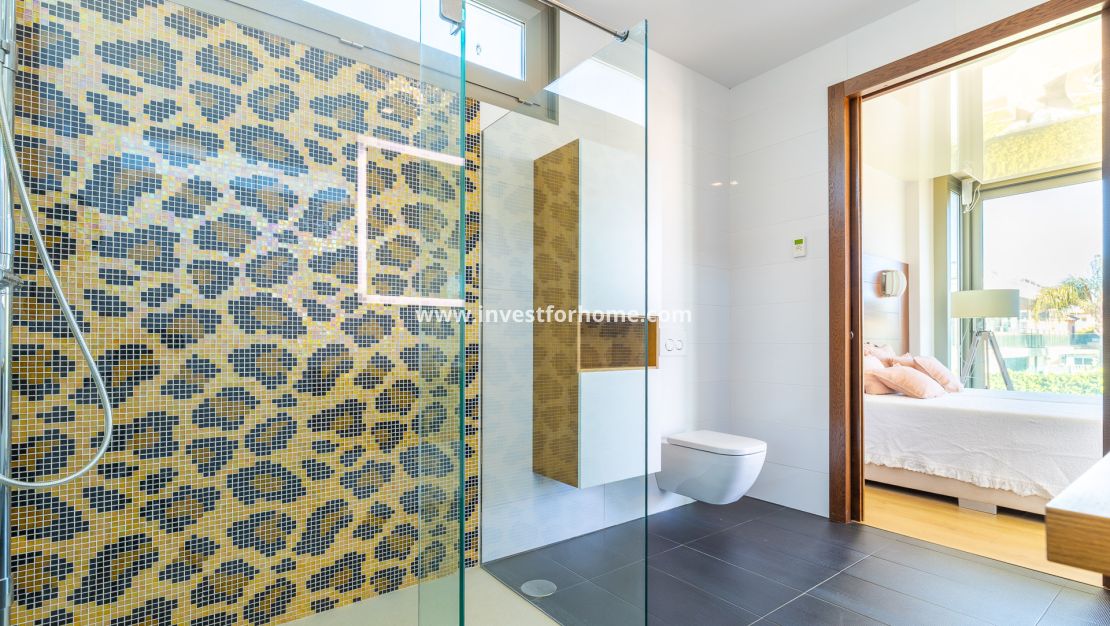 Försäljning - Villa - Orihuela Costa - La Zenia