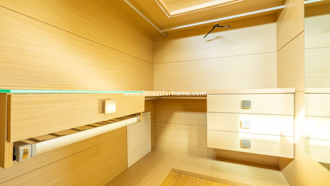 Försäljning - Villa - Orihuela Costa - La Zenia