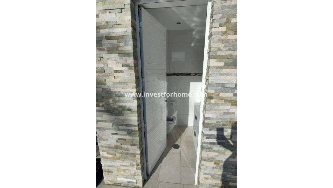 Försäljning - Villa - Orihuela Costa - La Zenia