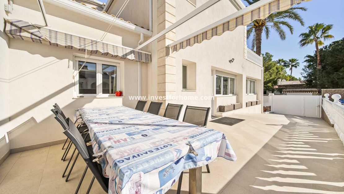 Försäljning - Villa - Orihuela Costa - La Zenia