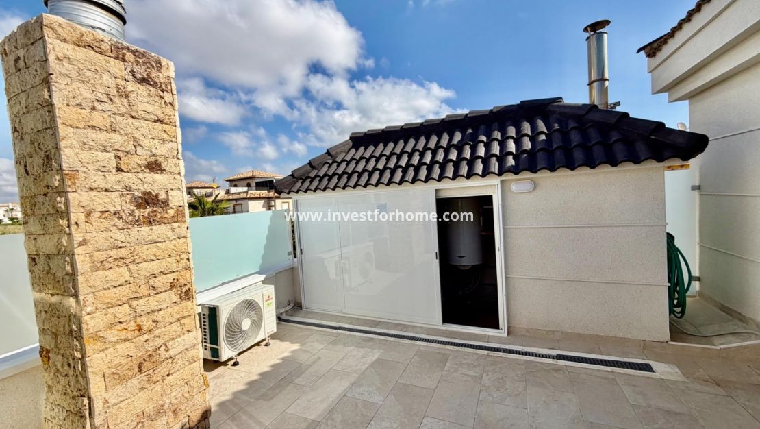 Försäljning - Villa - Orihuela Costa - La Zenia