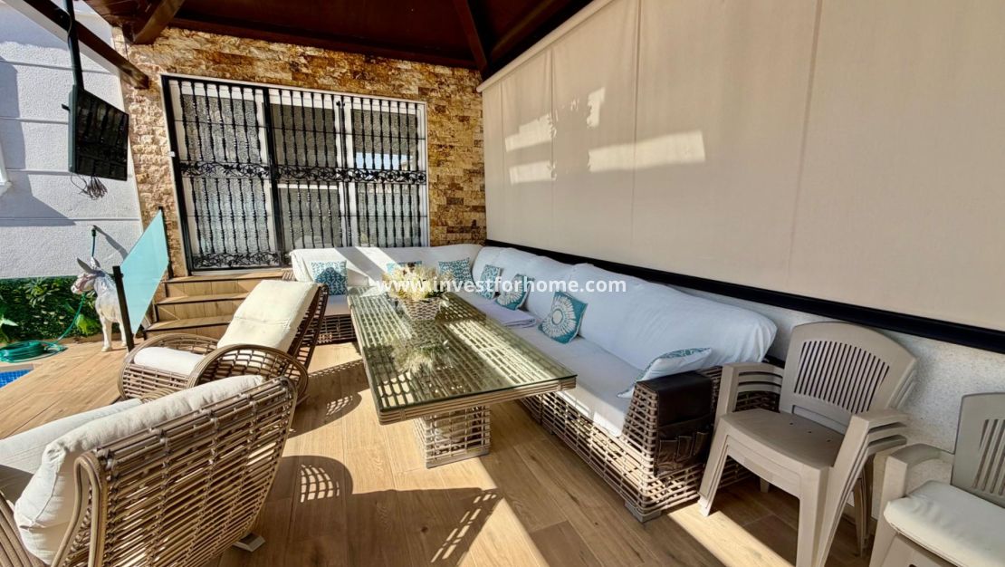 Försäljning - Villa - Orihuela Costa - La Zenia