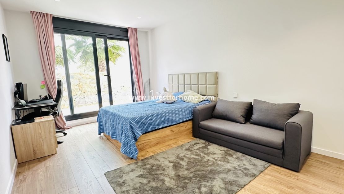 Försäljning - Villa - Orihuela Costa - Las Colinas Golf