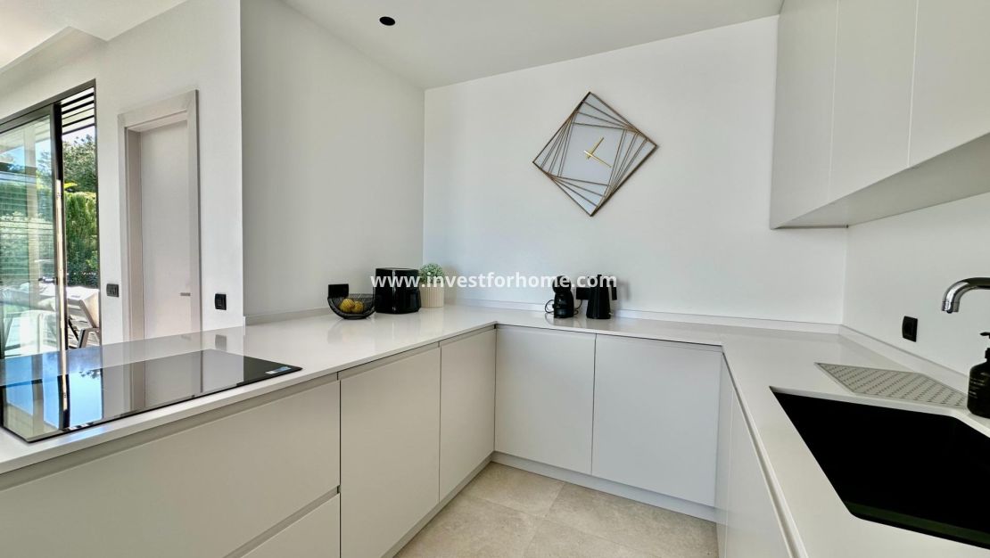 Försäljning - Villa - Orihuela Costa - Las Colinas Golf