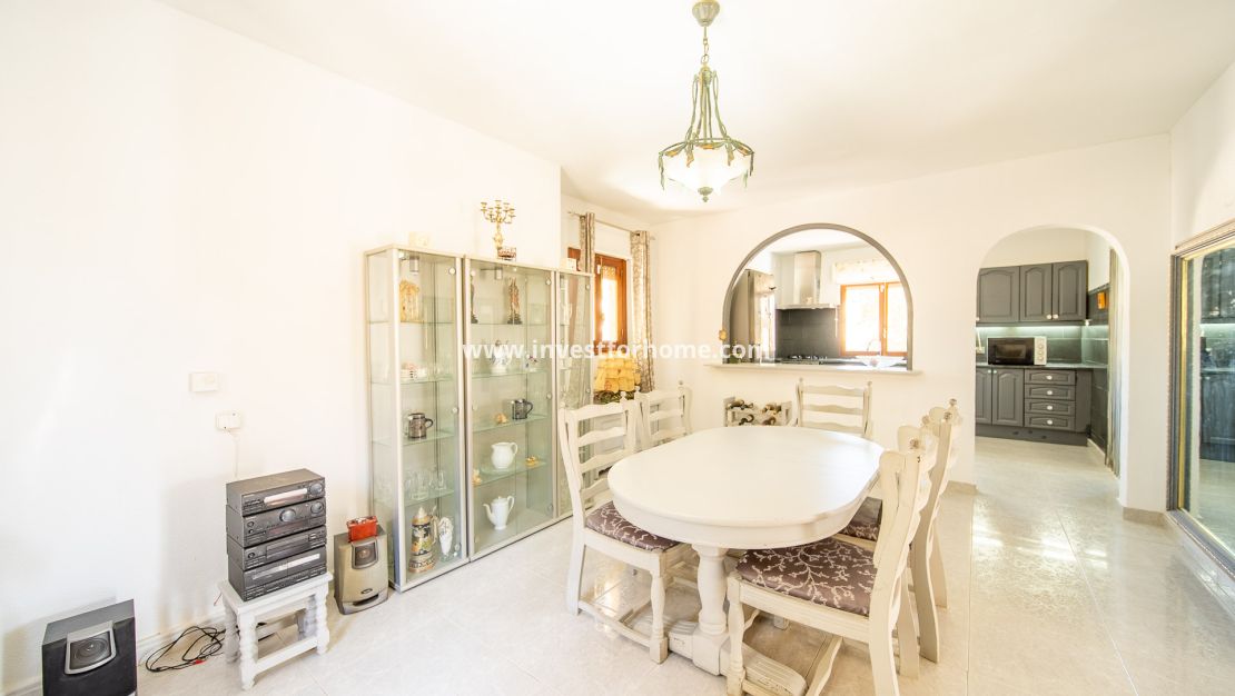 Försäljning - Villa - Orihuela Costa - Las Filipinas