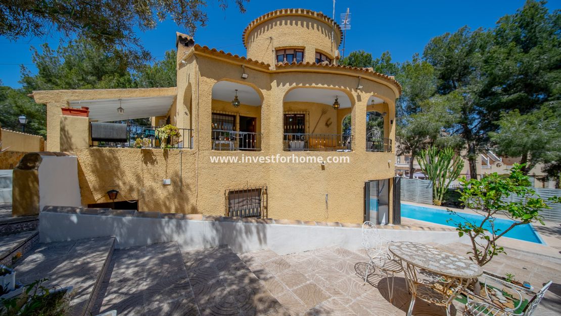 Försäljning - Villa - Orihuela Costa - Las Filipinas