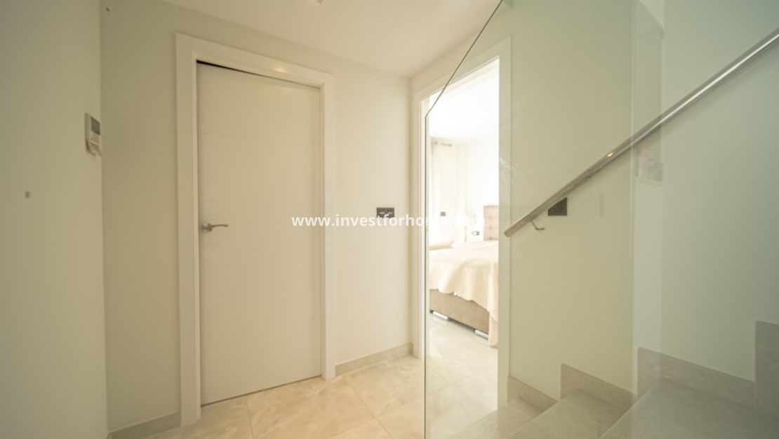 Försäljning - Villa - Orihuela Costa - Lomas De Cabo Roig