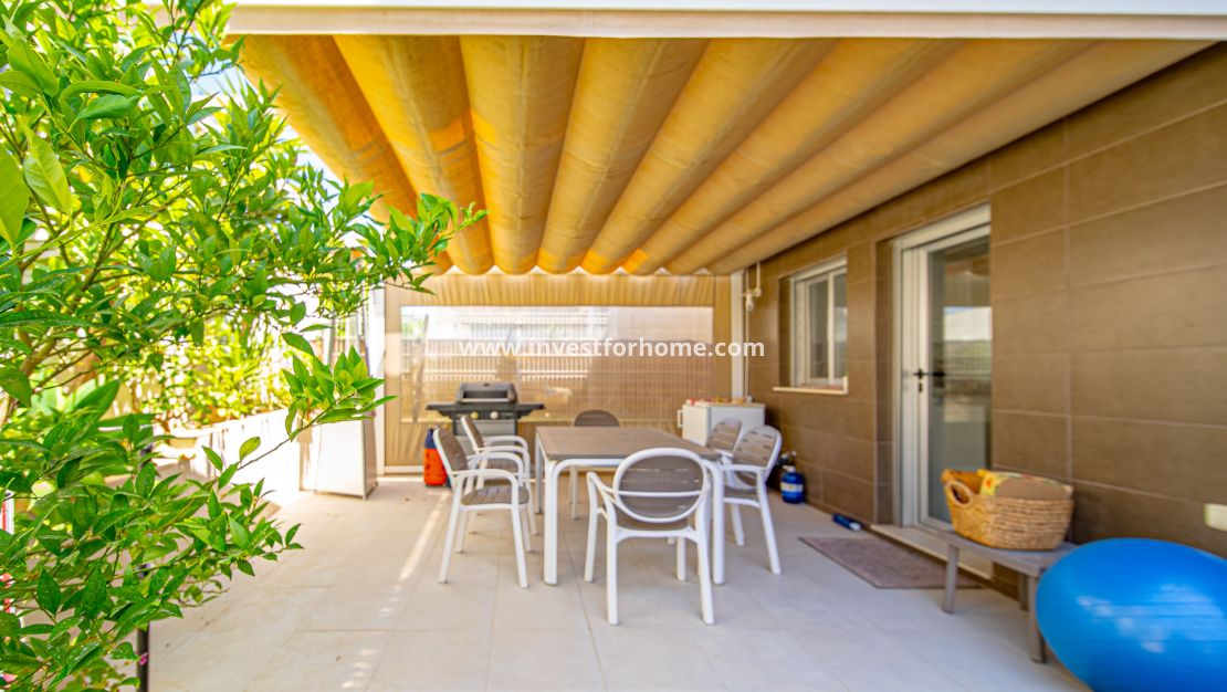 Försäljning - Villa - Orihuela Costa - Lomas De Cabo Roig