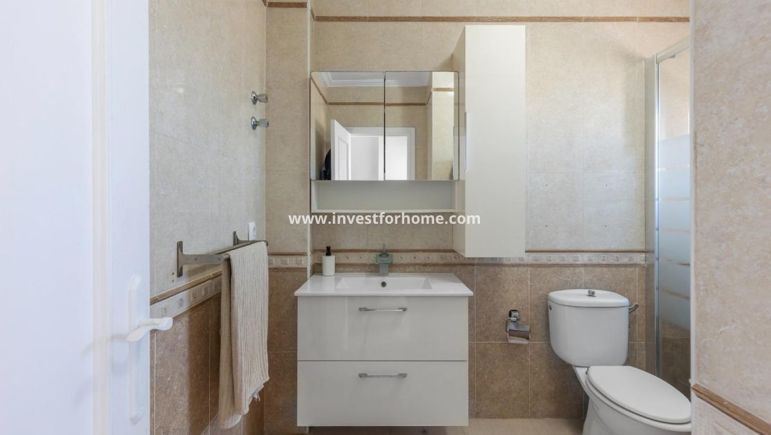 Försäljning - Villa - Orihuela Costa - Lomas de Cabo Roig