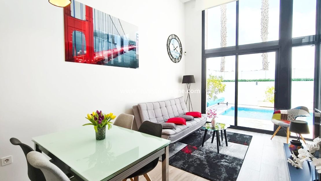 Försäljning - Villa - Orihuela Costa - Lomas De Cabo Roig