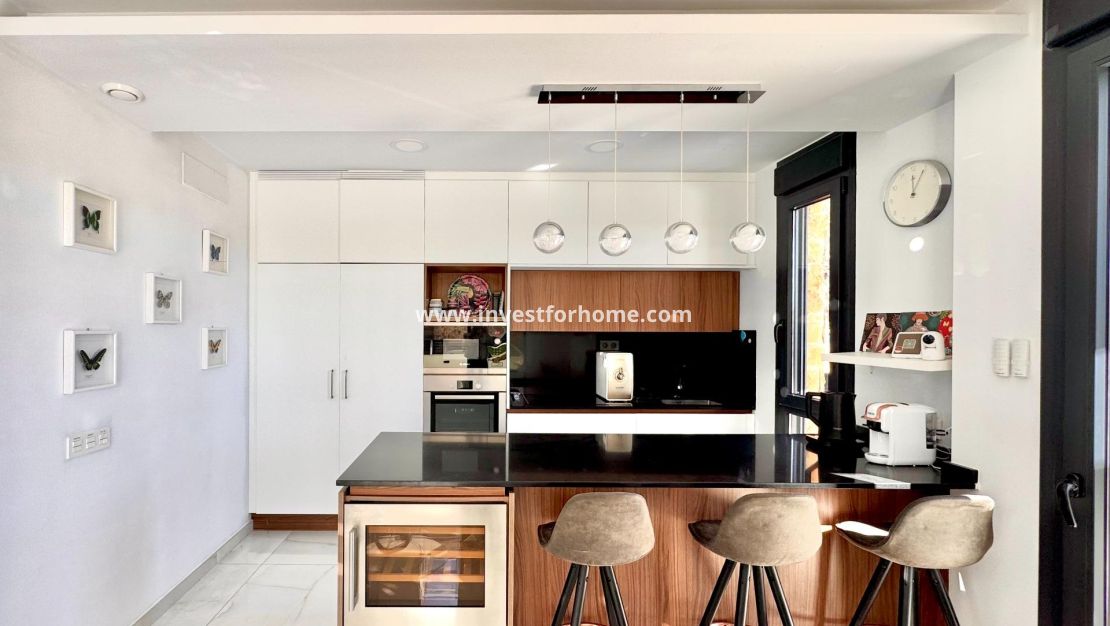 Försäljning - Villa - Orihuela Costa - Lomas De Cabo Roig