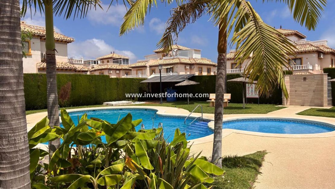 Försäljning - Villa - Orihuela Costa - Lomas De Cabo Roig