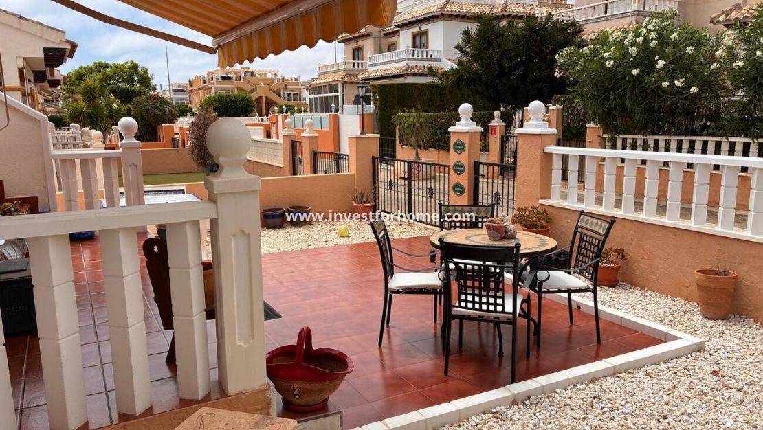 Försäljning - Villa - Orihuela Costa - Lomas De Cabo Roig