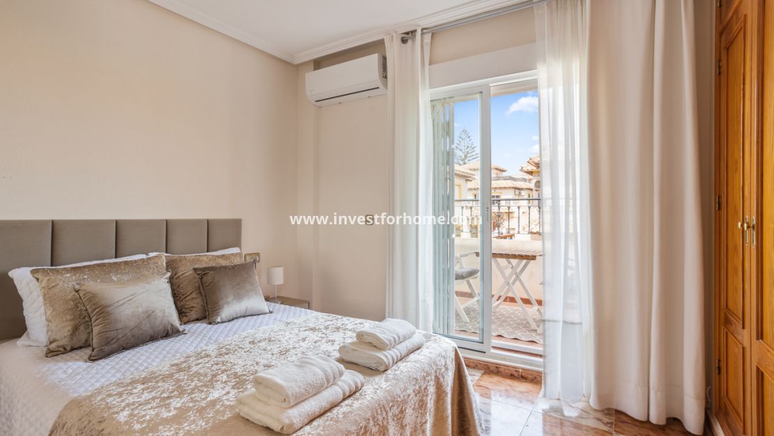 Försäljning - Villa - Orihuela Costa - Lomas de Caboroig