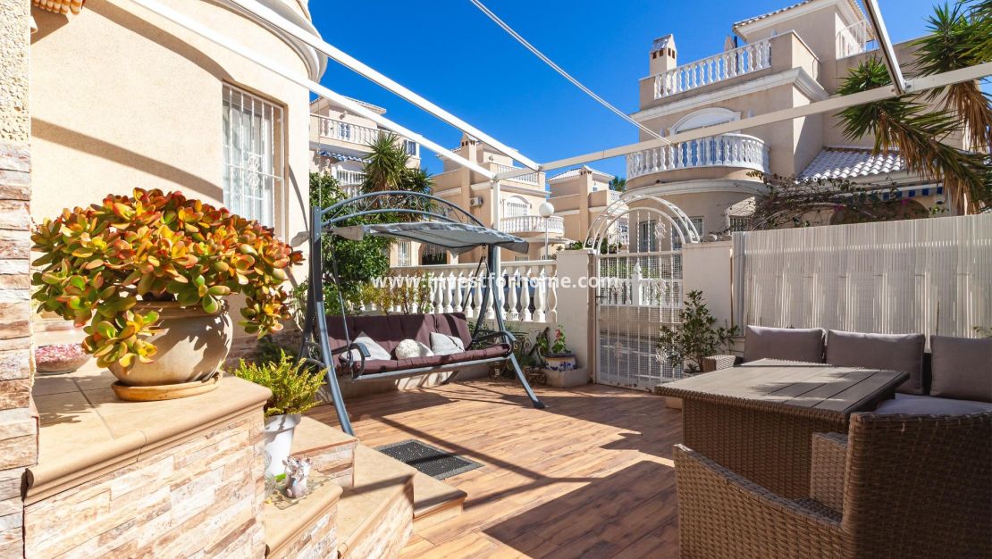 Försäljning - Villa - Orihuela Costa - Los Almendros-la Florida