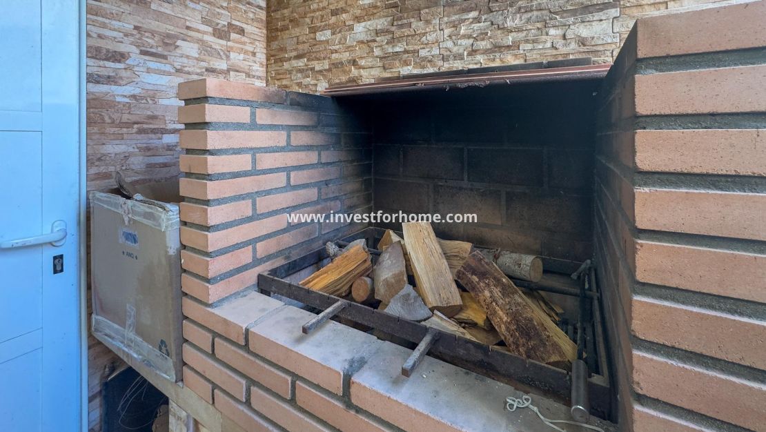 Försäljning - Villa - Orihuela Costa - Los Almendros-la Florida