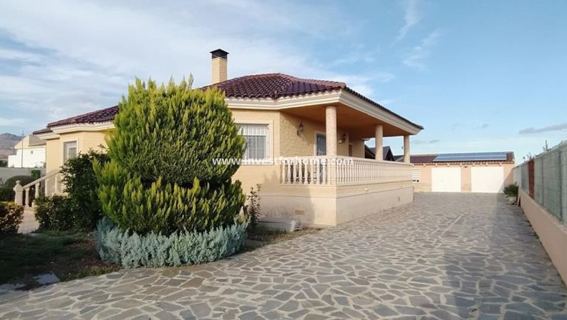 Försäljning - Villa - Orihuela Costa - LOS DESEMPARADOS
