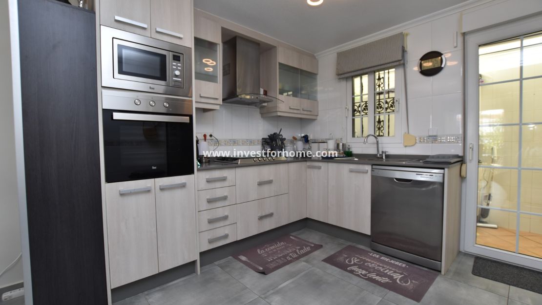 Försäljning - Villa - Orihuela Costa - Los Dolses