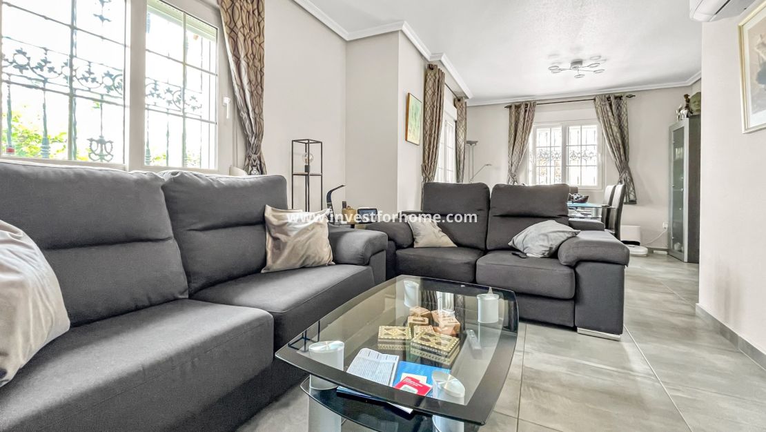 Försäljning - Villa - Orihuela Costa - Los Dolses