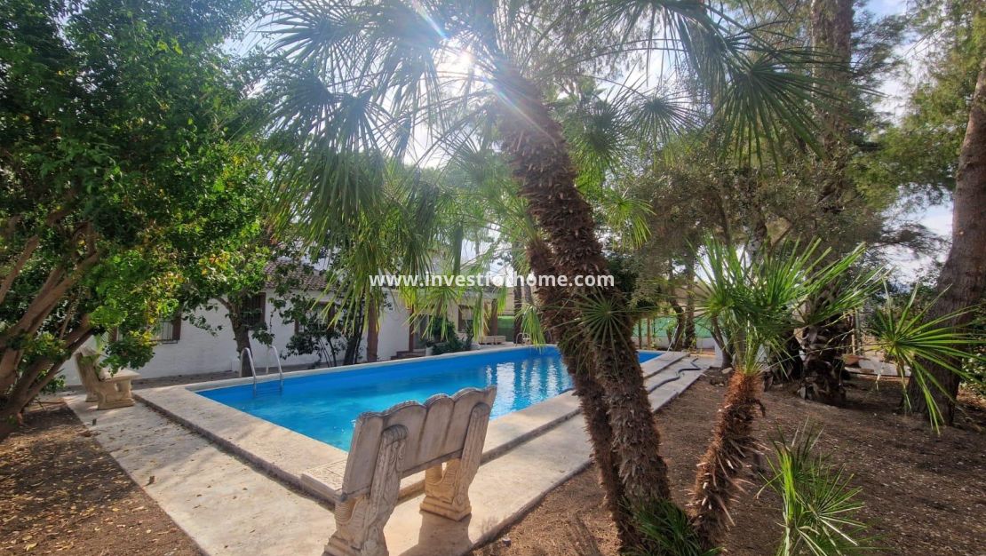 Försäljning - Villa - Orihuela Costa - Los Huertos