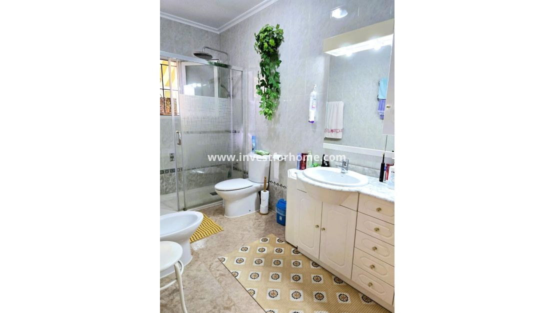 Försäljning - Villa - Orihuela Costa - Playa Flamenca