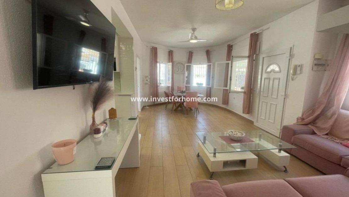 Försäljning - Villa - Orihuela Costa - Playa Flamenca