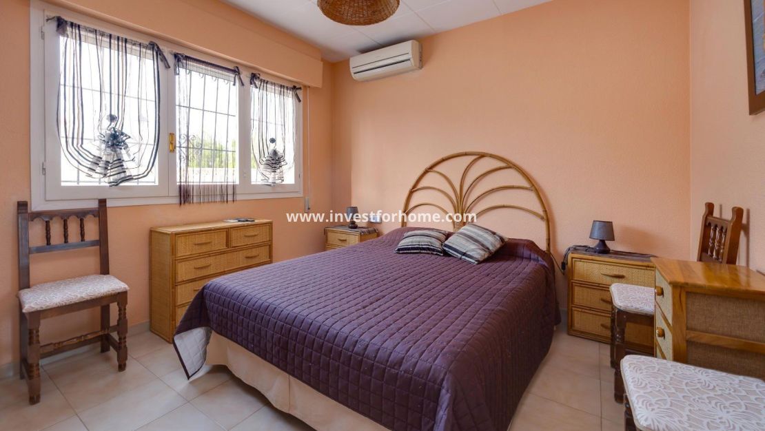 Försäljning - Villa - Orihuela Costa - Playa Flamenca