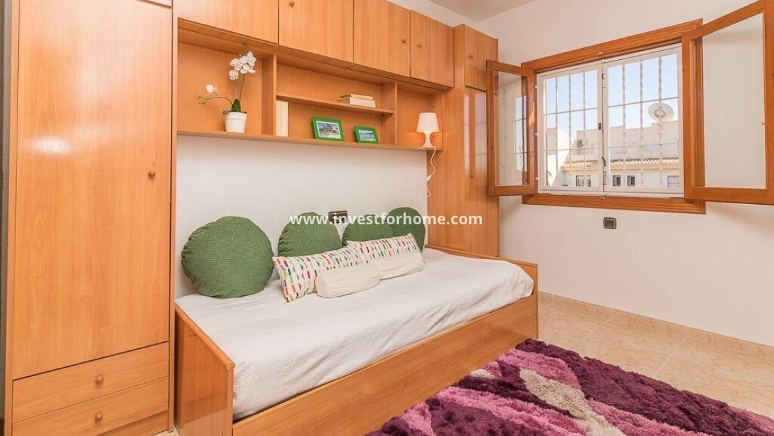 Försäljning - Villa - Orihuela Costa - Playa Flamenca