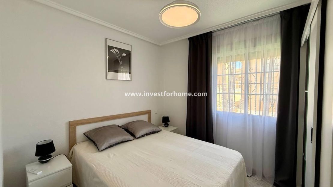Försäljning - Villa - Orihuela Costa - Playa Flamenca