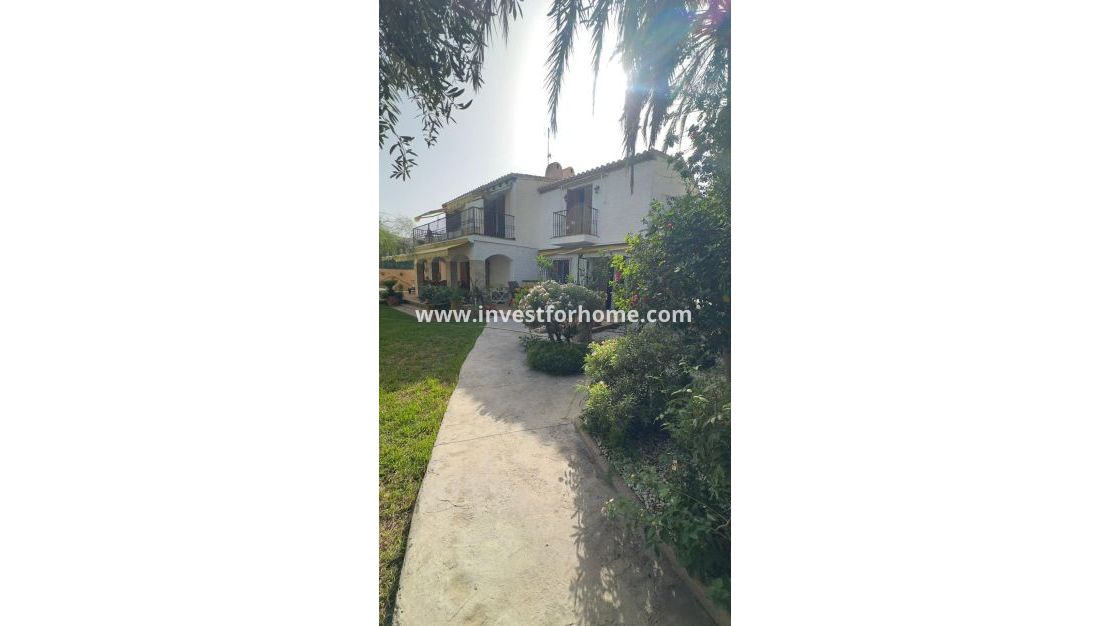 Försäljning - Villa - Orihuela Costa - Punta Prima