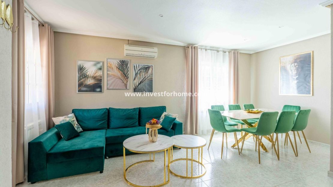 Försäljning - Villa - Orihuela Costa - Punta Prima