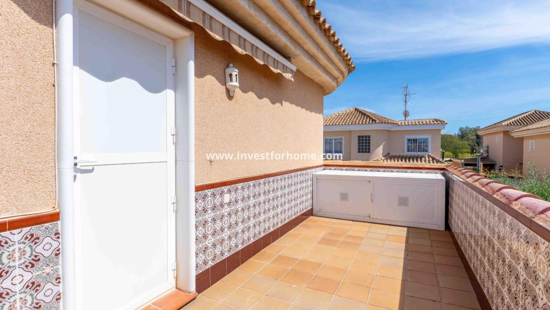 Försäljning - Villa - Orihuela Costa - Punta Prima