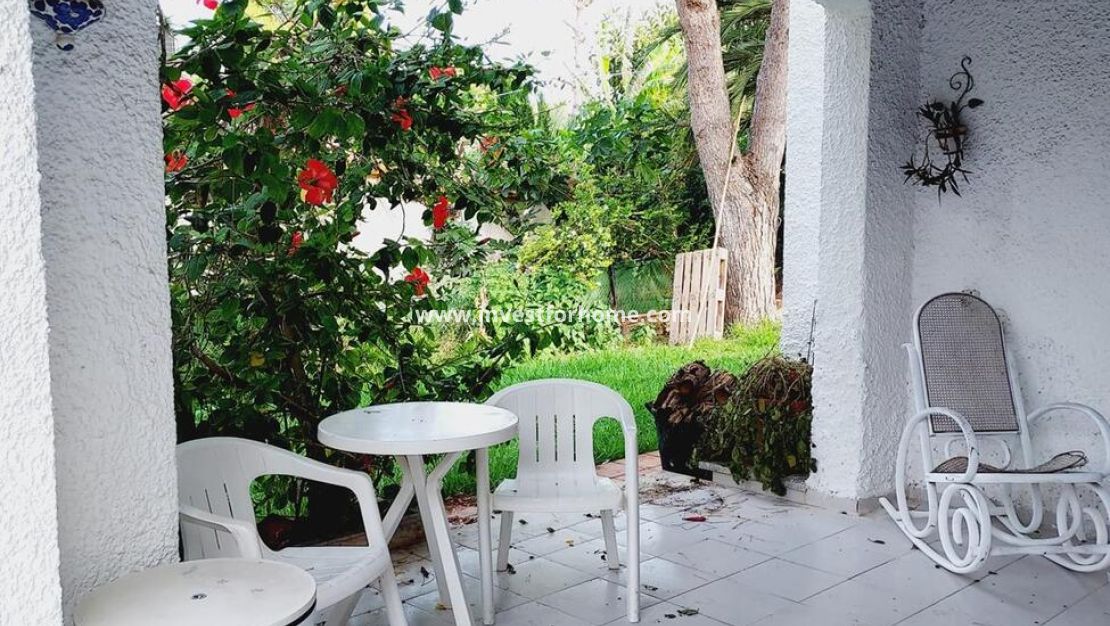 Försäljning - Villa - Orihuela Costa - Punta Prima