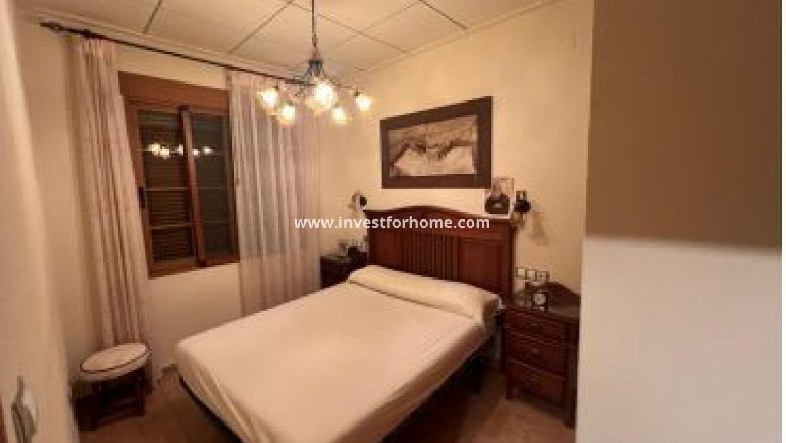 Försäljning - Villa - Orihuela Costa - Punta Prima