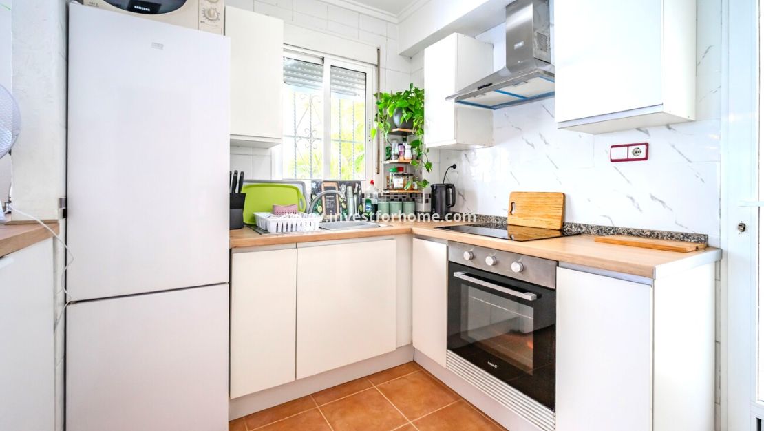 Försäljning - Villa - Orihuela Costa - Res Valle de los pinos