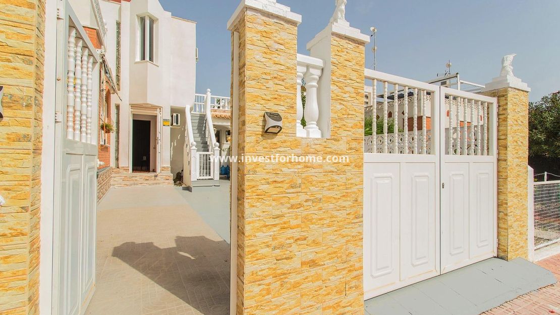 Försäljning - Villa - Orihuela Costa - Urbanización Perla Del Mar