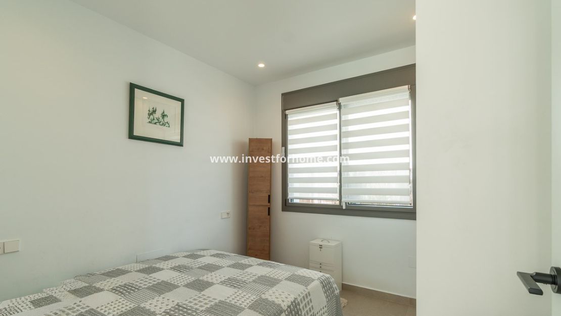 Försäljning - Villa - Orihuela Costa - Villamartin Golf