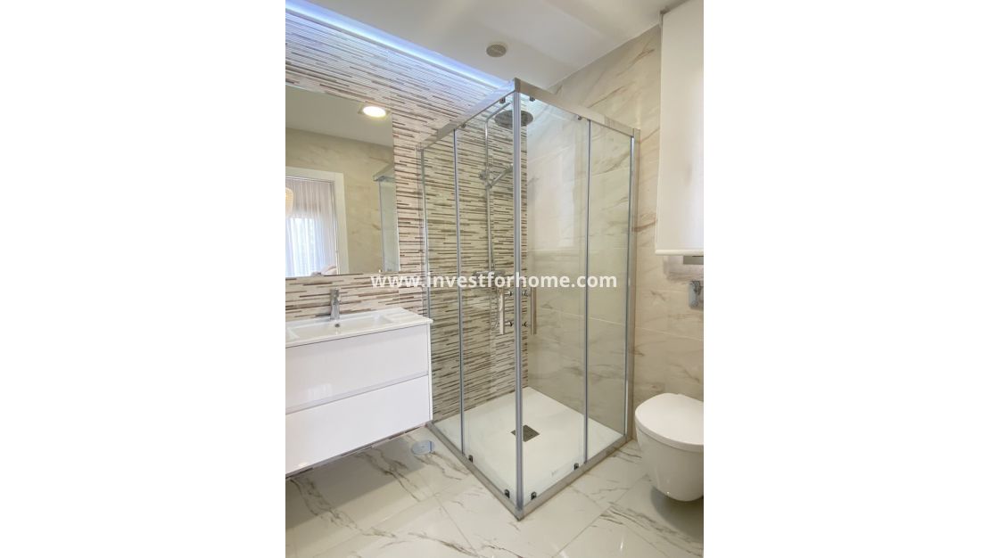 Försäljning - Villa - Orihuela Costa - Villamartin Pau 26