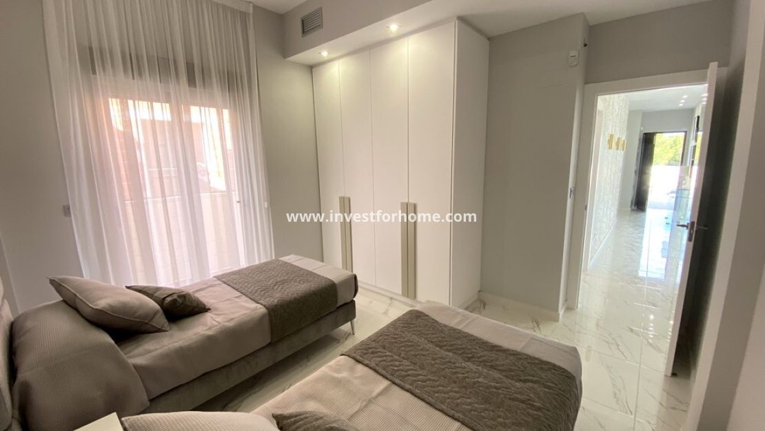 Försäljning - Villa - Orihuela Costa - Villamartin Pau 26