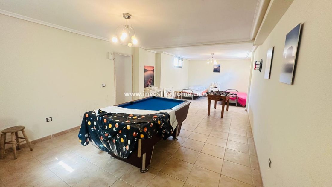 Försäljning - Villa - Orihuela Costa - Villamartin Pau 8